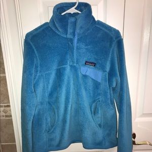 Blue Patagonia pull over